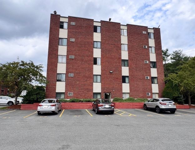 137 Franklin St 304, Stoneham, MA 02180