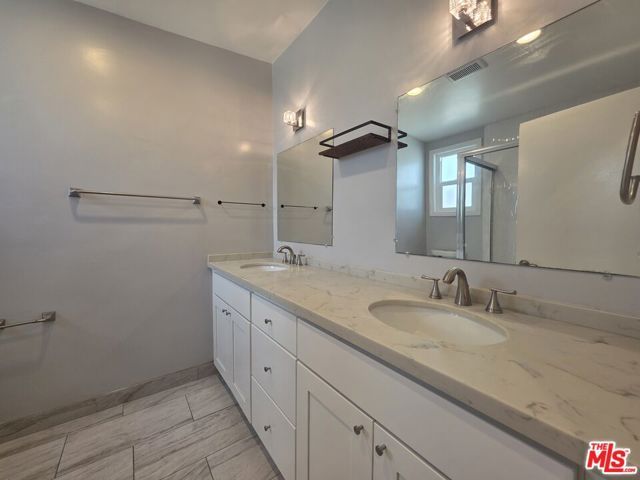 210 S Lucia Avenue 3, Redondo Beach, CA 90277