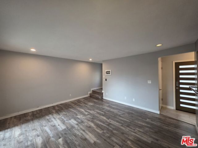 210 S Lucia Avenue 3, Redondo Beach, CA 90277