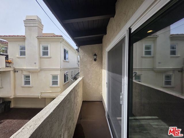 210 S Lucia Avenue 3, Redondo Beach, CA 90277