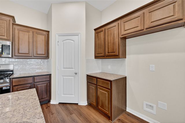 3519 Helena Street, Gainesville, TX 76240