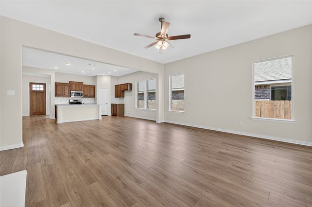 3519 Helena Street, Gainesville, TX 76240