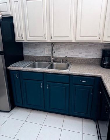 6405 Bay Club Drive 4, Fort Lauderdale, FL 33308