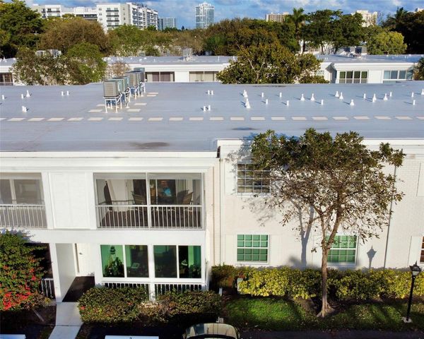 6405 Bay Club Drive 4, Fort Lauderdale, FL 33308