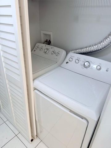 6405 Bay Club Drive 4, Fort Lauderdale, FL 33308