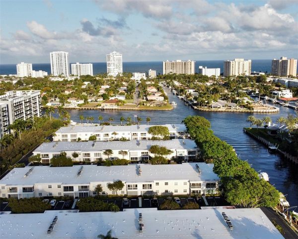 6405 Bay Club Drive 4, Fort Lauderdale, FL 33308