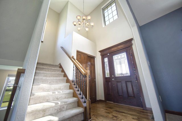 1822 Rockridge WAY, Waukesha, WI 53188