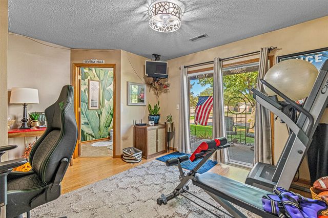 70 Heidi Ln., North Liberty, IA 52317