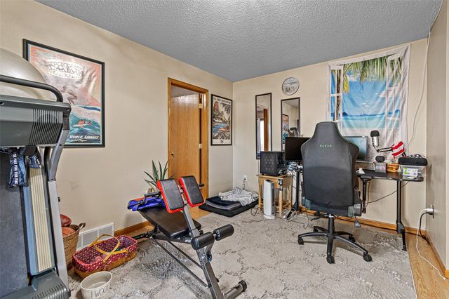 70 Heidi Ln., North Liberty, IA 52317