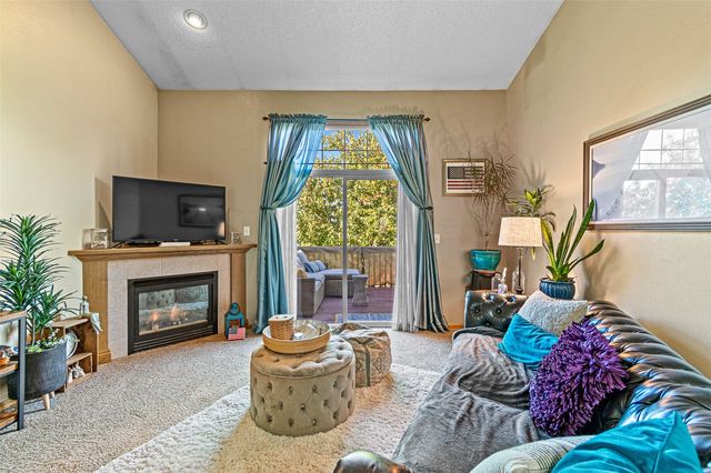 70 Heidi Ln., North Liberty, IA 52317