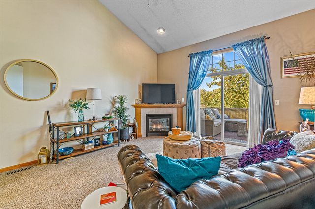 70 Heidi Ln., North Liberty, IA 52317