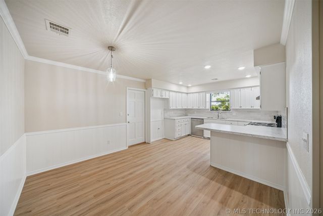 9272 E Misty Drive, Claremore, OK 74019