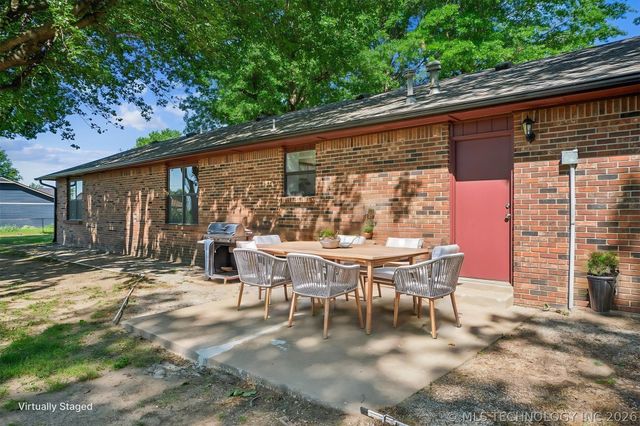 9272 E Misty Drive, Claremore, OK 74019
