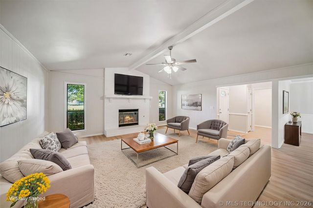 9272 E Misty Drive, Claremore, OK 74019
