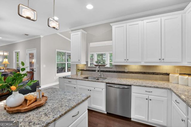 203 Red Wood Drive, Dallas, GA 30132