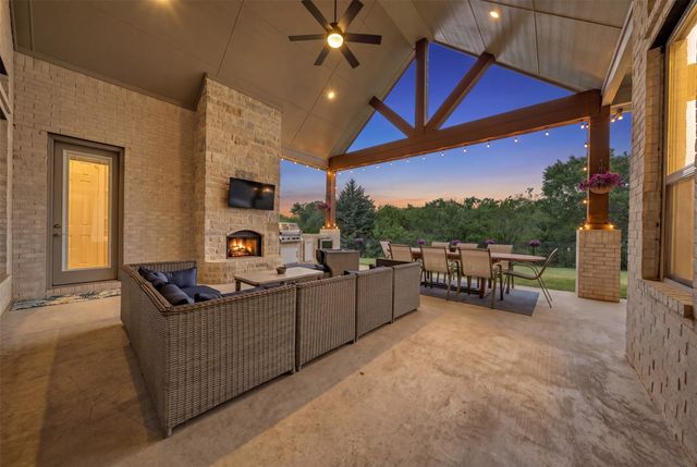 1060 Waters Edge Court, Oak Point, TX 75068