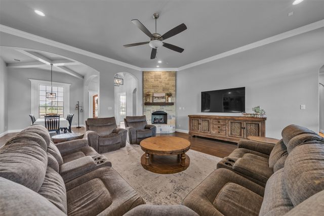 1060 Waters Edge Court, Oak Point, TX 75068