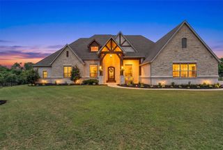 1060 Waters Edge Court, Oak Point, TX 75068
