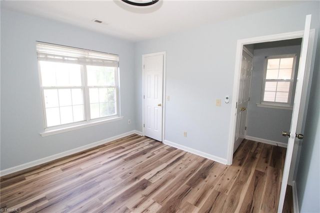 3803 Abbeywood Drive, Jamestown, NC 27282