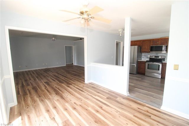 3803 Abbeywood Drive, Jamestown, NC 27282