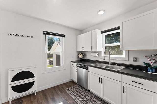 1391 9TH STREET, Green Bay, WI 54304