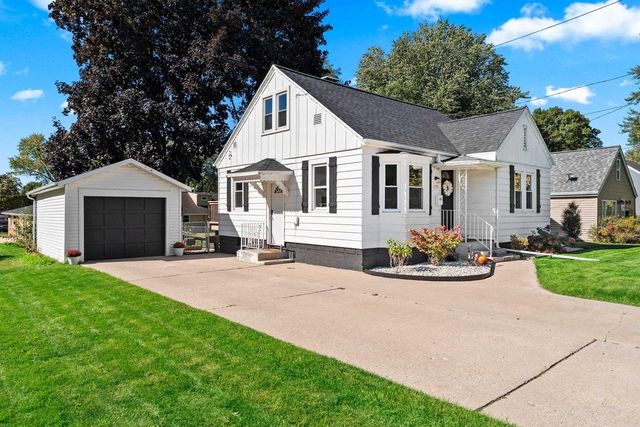 1391 9TH STREET, Green Bay, WI 54304