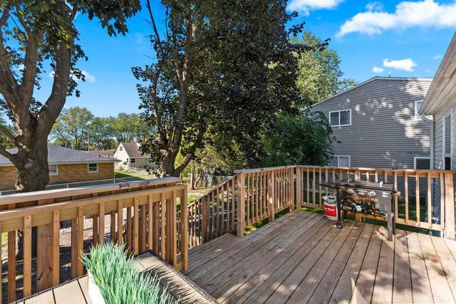 1391 9TH STREET, Green Bay, WI 54304