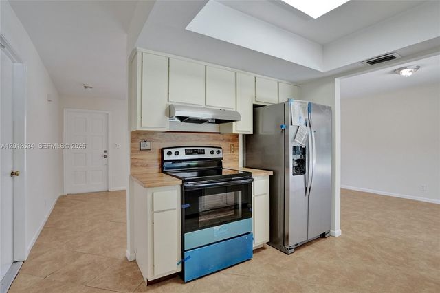 12212 NW 31st Dr, Coral Springs, FL 33065