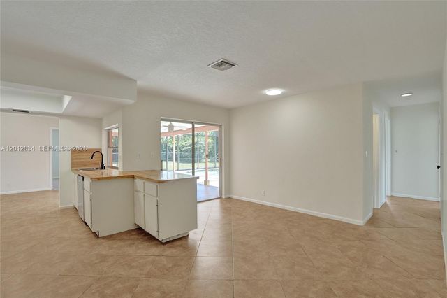 12212 NW 31st Dr, Coral Springs, FL 33065