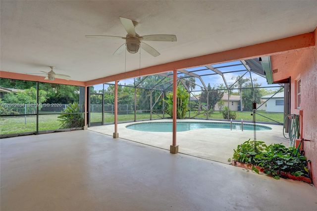 12212 NW 31st Dr, Coral Springs, FL 33065