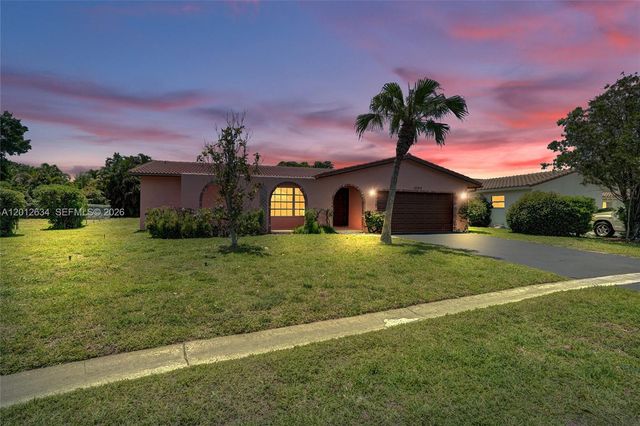 12212 NW 31st Dr, Coral Springs, FL 33065