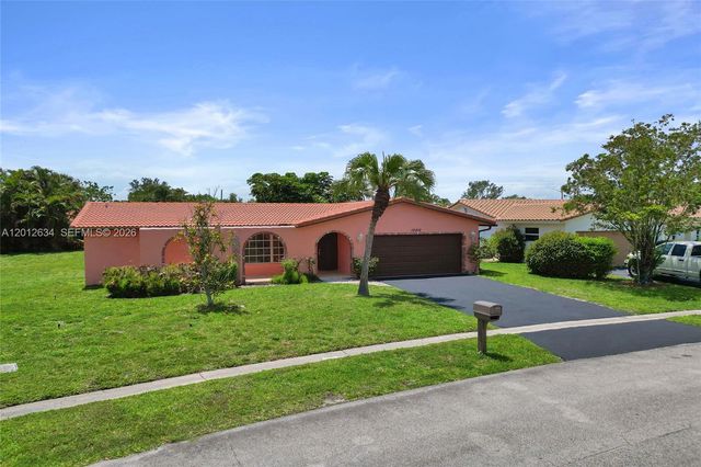12212 NW 31st Dr, Coral Springs, FL 33065