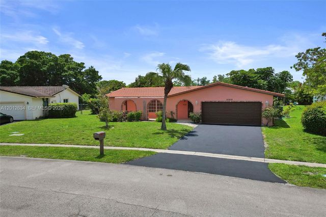 12212 NW 31st Dr, Coral Springs, FL 33065