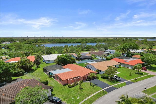 12212 NW 31st Dr, Coral Springs, FL 33065