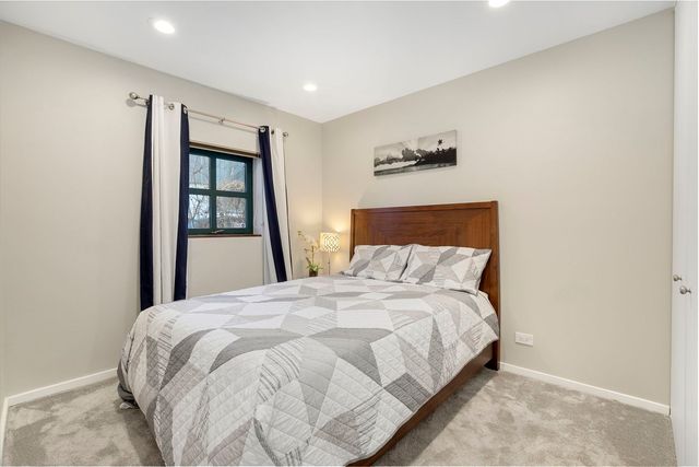 2501 N WAYNE Avenue 14, Chicago, IL 60614