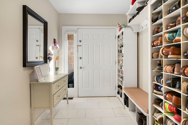 2501 N WAYNE Avenue 14, Chicago, IL 60614