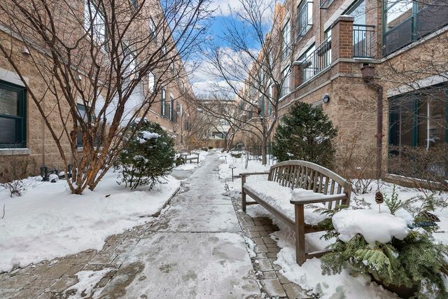 2501 N WAYNE Avenue 14, Chicago, IL 60614