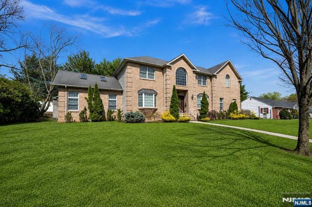 683 Victoria Avenue, Paramus, NJ 07652