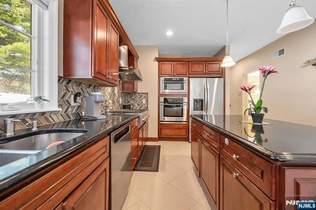 683 Victoria Avenue, Paramus, NJ 07652