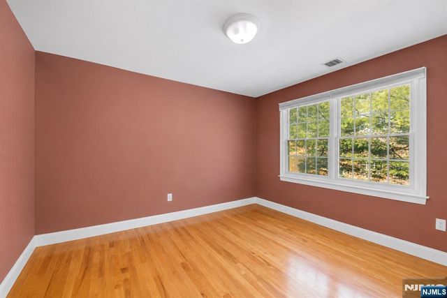 683 Victoria Avenue, Paramus, NJ 07652