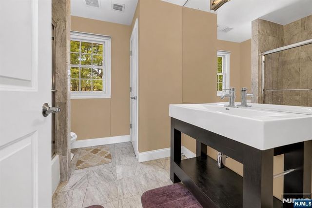 683 Victoria Avenue, Paramus, NJ 07652