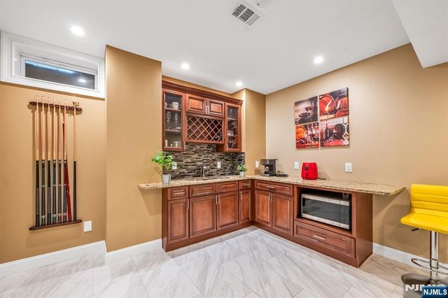 683 Victoria Avenue, Paramus, NJ 07652