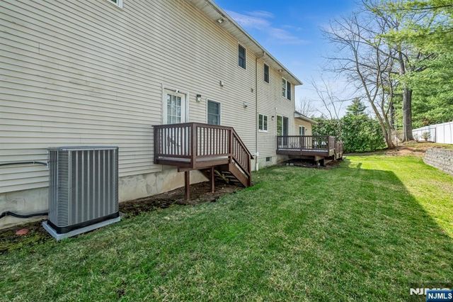 683 Victoria Avenue, Paramus, NJ 07652