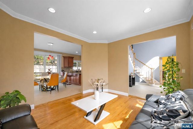 683 Victoria Avenue, Paramus, NJ 07652