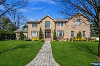 683 Victoria Avenue, Paramus, NJ 07652