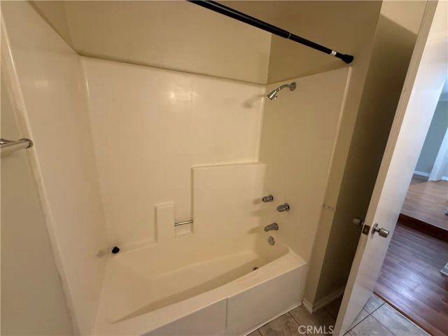 14 Woodleaf, Irvine, CA 92614