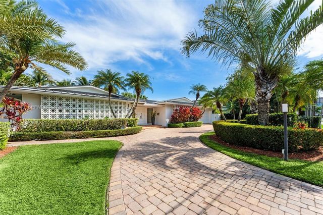 1525 Diplomat Pkwy, Hollywood, FL 33019