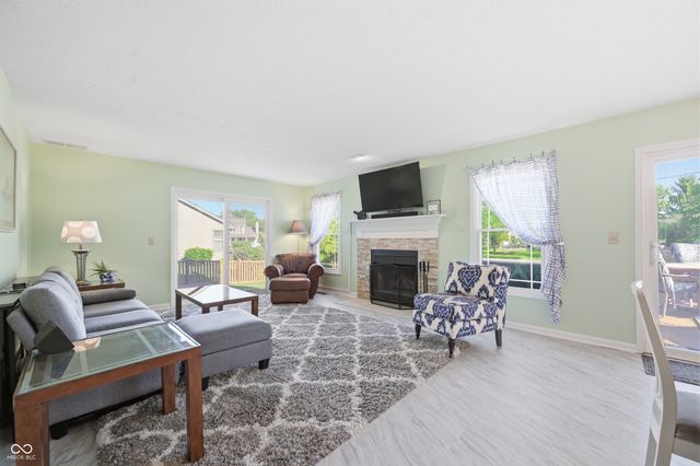 10538 Lighthouse Way, Indianapolis, IN 46256
