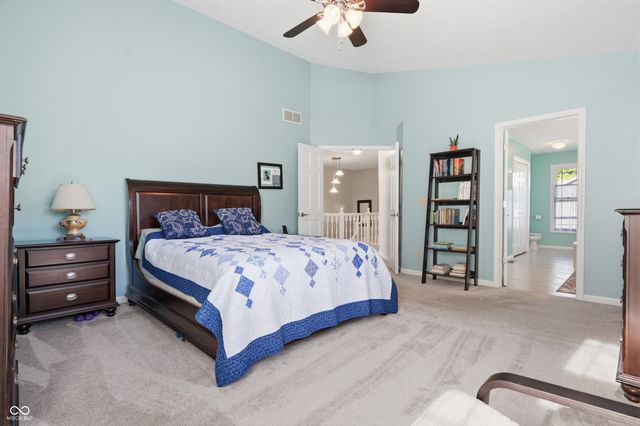 10538 Lighthouse Way, Indianapolis, IN 46256