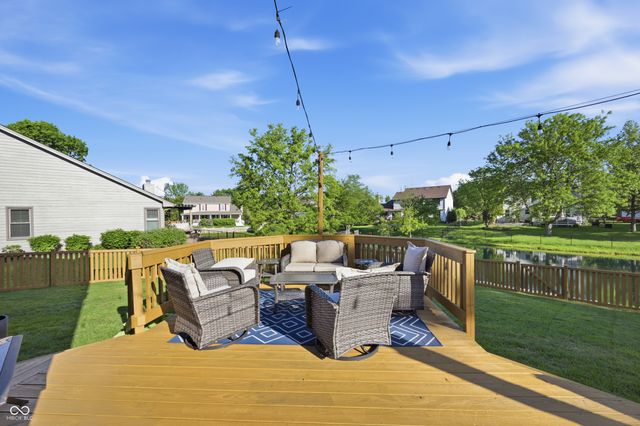 10538 Lighthouse Way, Indianapolis, IN 46256